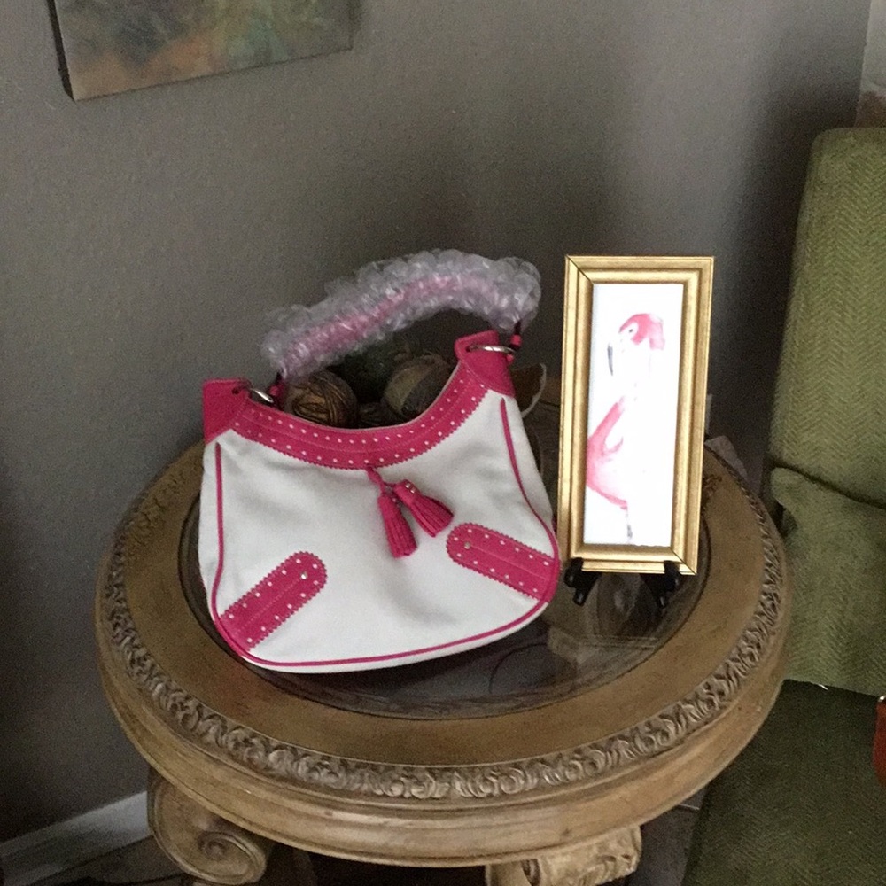 Burberry White and Pink Handbag